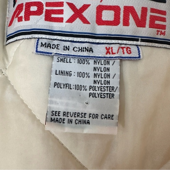 Vintage 90s Kansas City Chiefs Puffer Coat Jacket Pro Line XL Red, Yellow - Picture 9 of 15